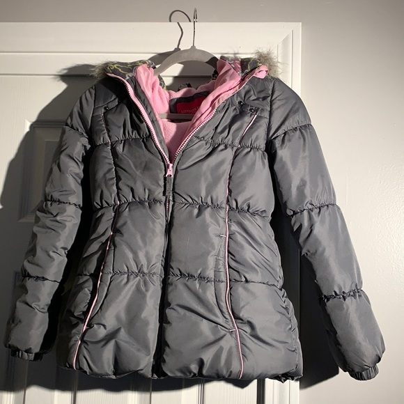 London Fog gray/pink girls puffer coat! - Picture 7 of 10